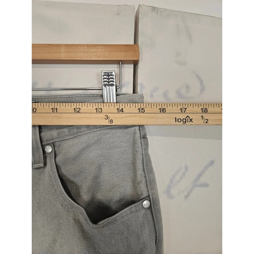 Levis SilverTab brand levi